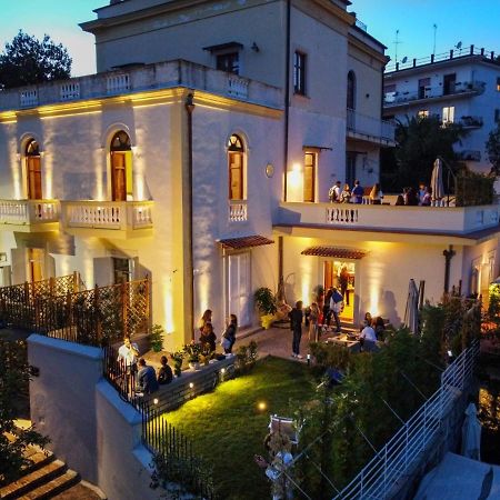 Relais Villa Montedonzelli Napels Buitenkant foto