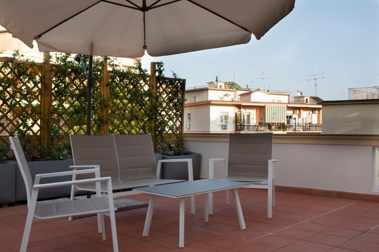 Relais Villa Montedonzelli Napels Buitenkant foto