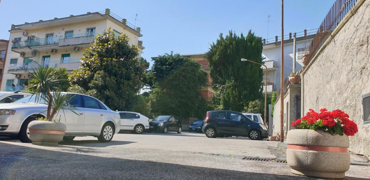 Relais Villa Montedonzelli Napels Buitenkant foto